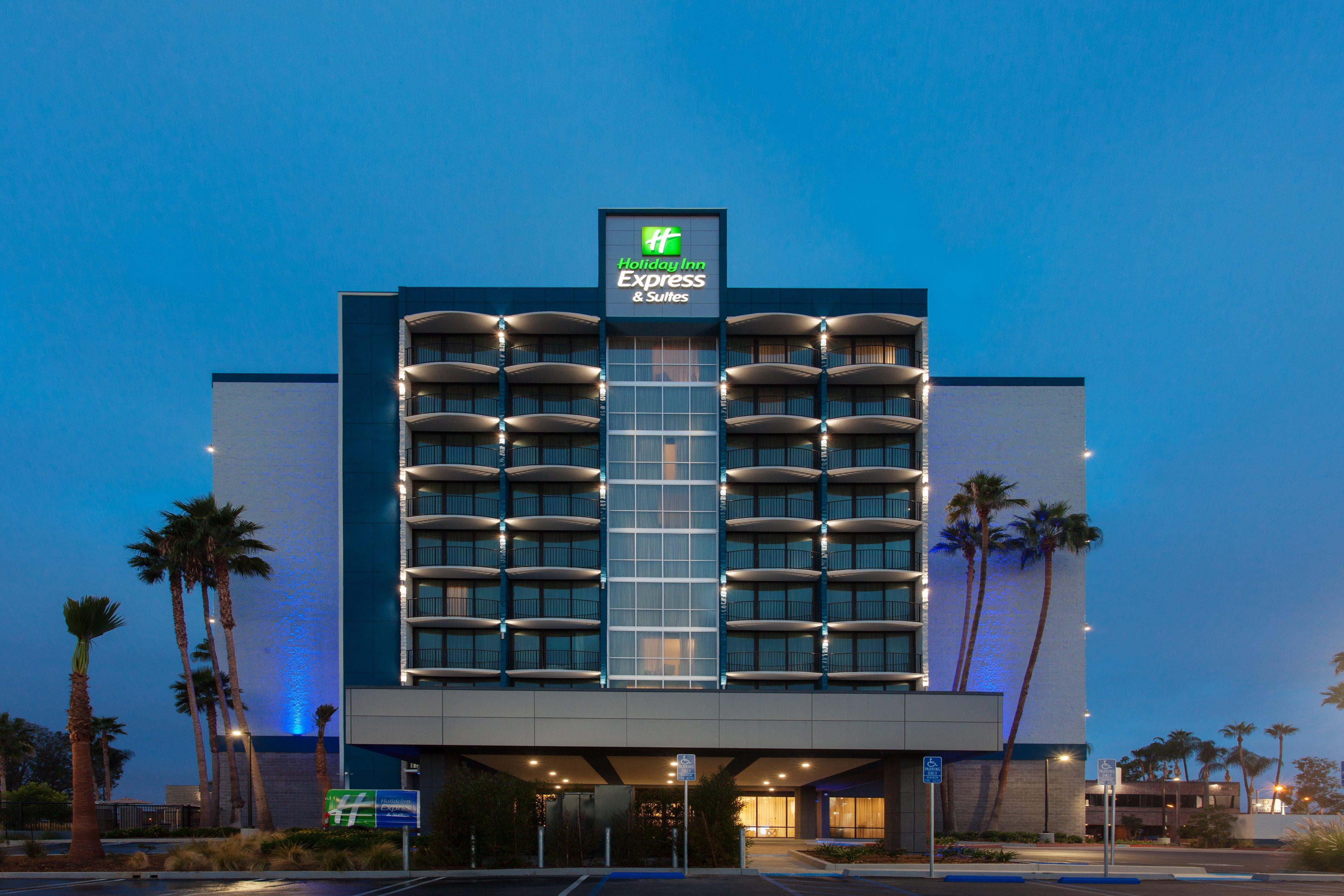Holiday Inn Express & Suites Santa Ana - Orange County By Ihg Eksteriør bilde